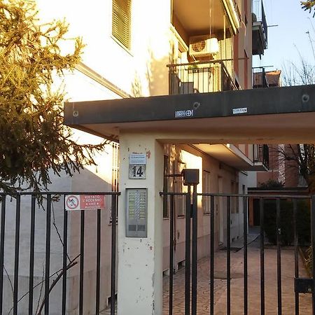 Appartamento Aurora Rozzano Bagian luar foto